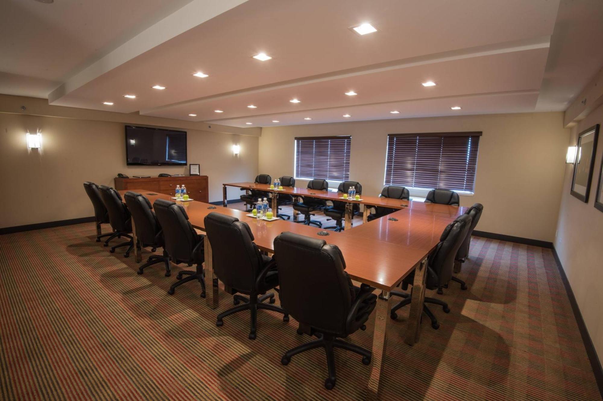 Four Points By Sheraton Winnipeg South Exteriér fotografie